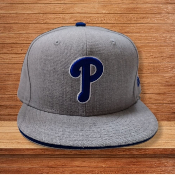 NEW ERA PHILLIES HAT - Picture 1 of 6